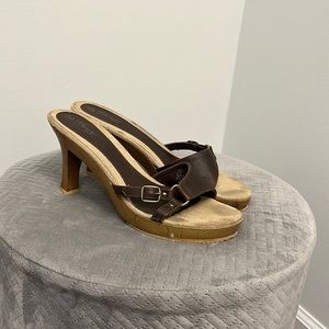 TRALIA SODI Wooden Leather Heeled Slides